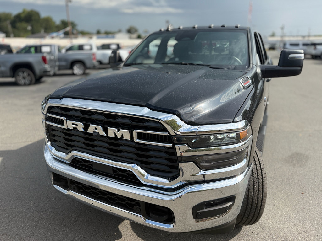Used 2025 RAM 2500 Tradesman AWD/4WD image 15