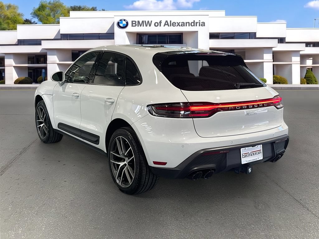 Used 2024 Porsche Macan AWD/4WD image 7