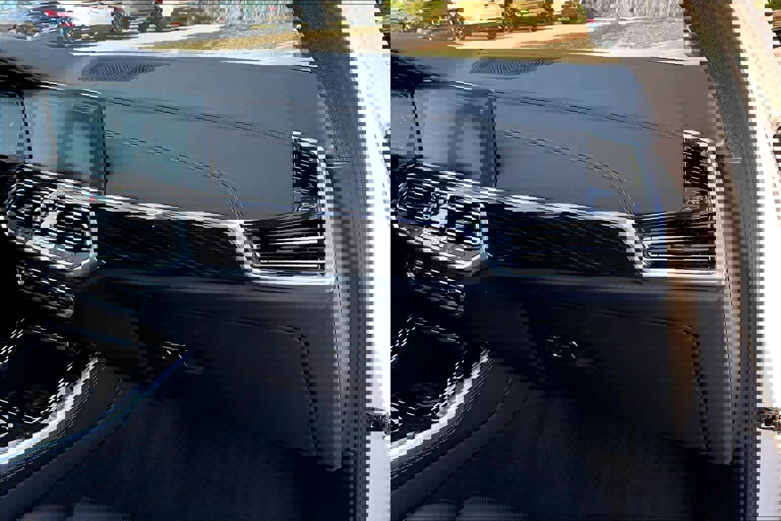 Certified 2023 BMW X5 xDrive45e w/ Climate Comfort Package image 18