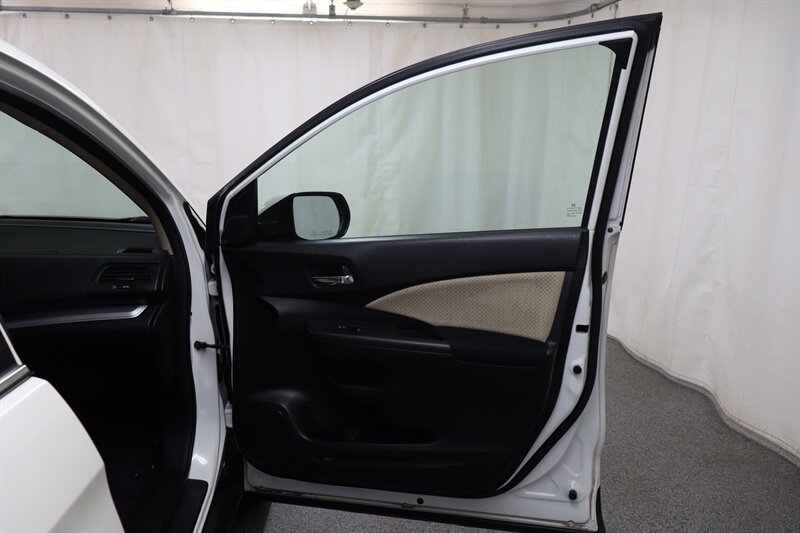 Used 2015 Honda CR-V EX image 24