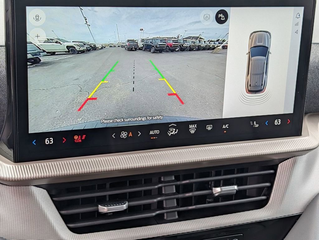 New 2025 Ford Explorer Active w/ Active Comfort Package image 3