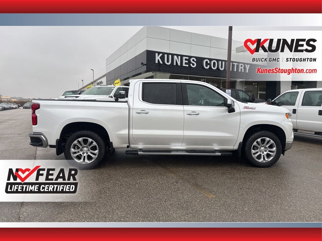 Used 2022 Chevrolet Silverado 1500 LTZ w/ LTZ Premium Package image 13