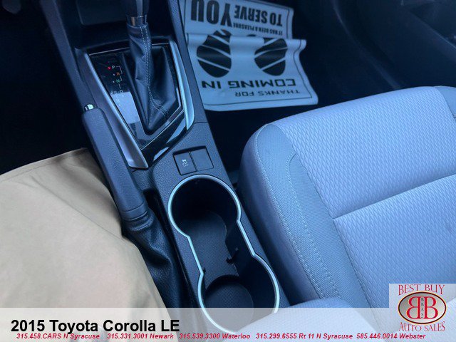 Used 2015 Toyota Corolla LE FWD image 19