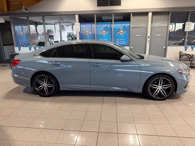 Used 2021 Honda Accord Touring image 3