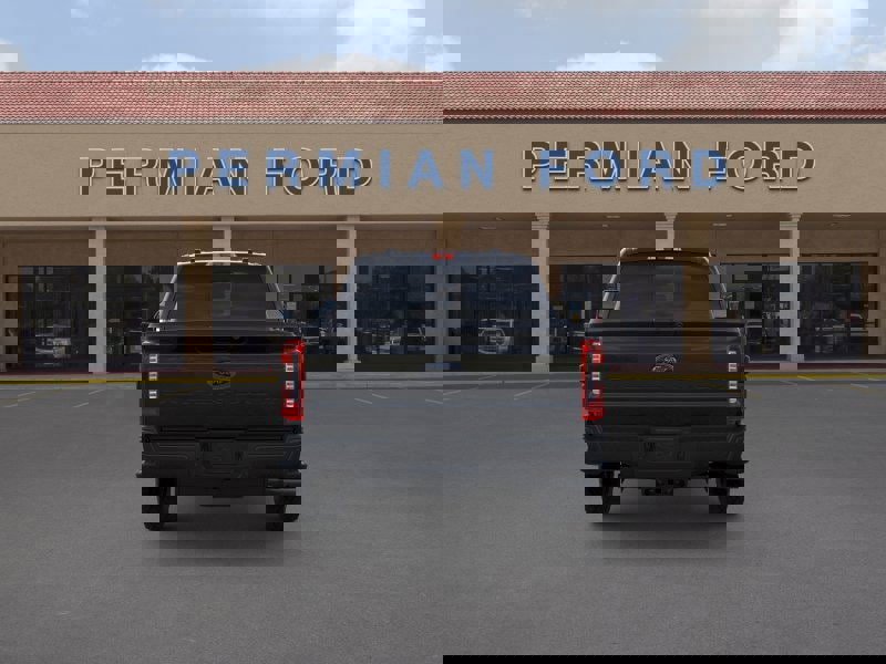 New 2026 Ford F250 4x4 Crew Cab Super Duty image 5