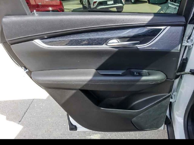 Certified 2023 Cadillac XT5 Premium Luxury AWD/4WD image 27