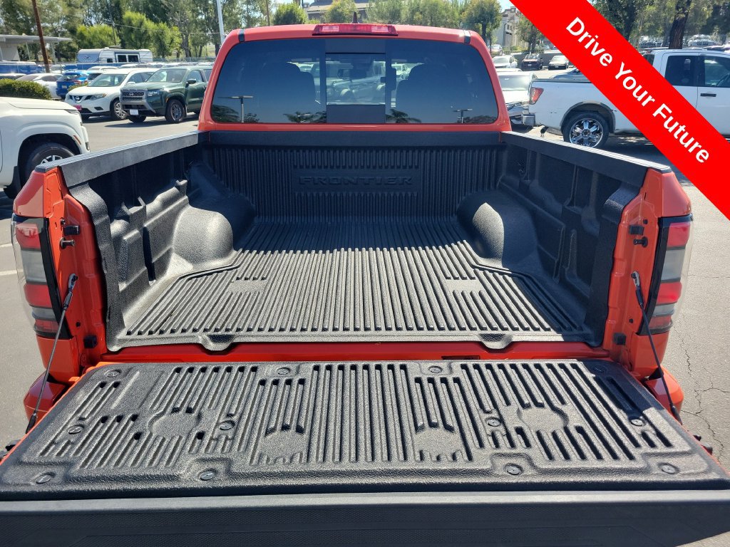 Used 2025 Nissan Frontier PRO-4X w/ Tow Package AWD/4WD image 28