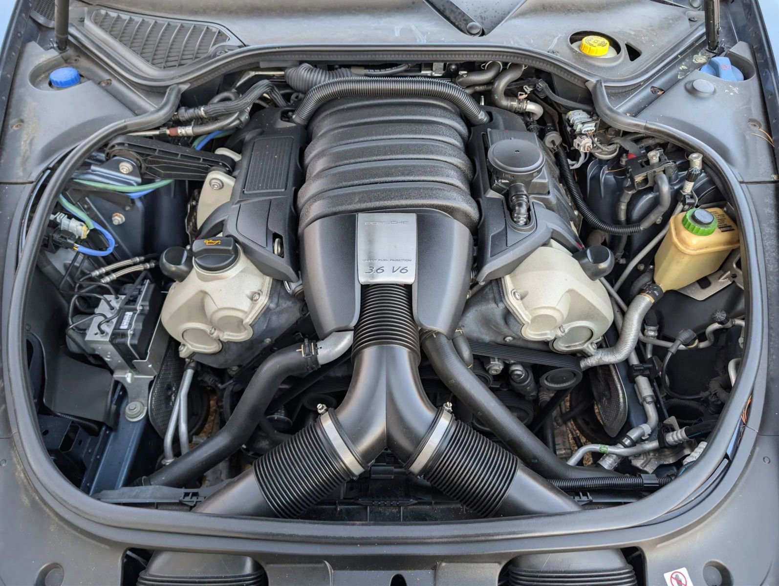 Used 2014 Porsche Panamera 4 image 26