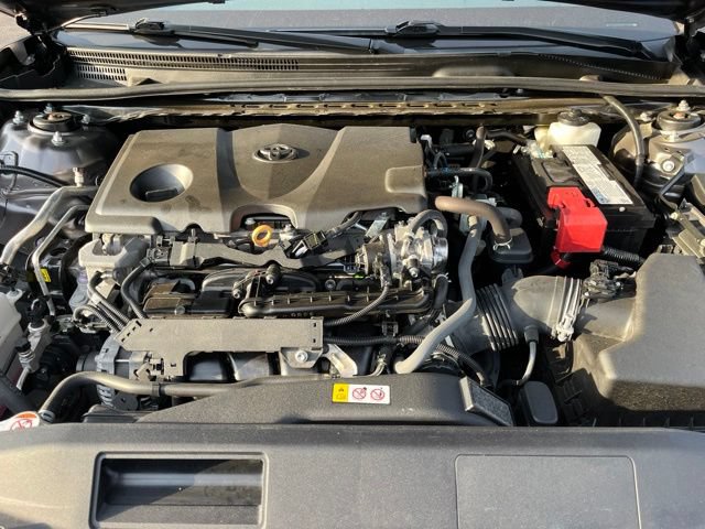 Used 2022 Toyota Camry XSE FWD image 34