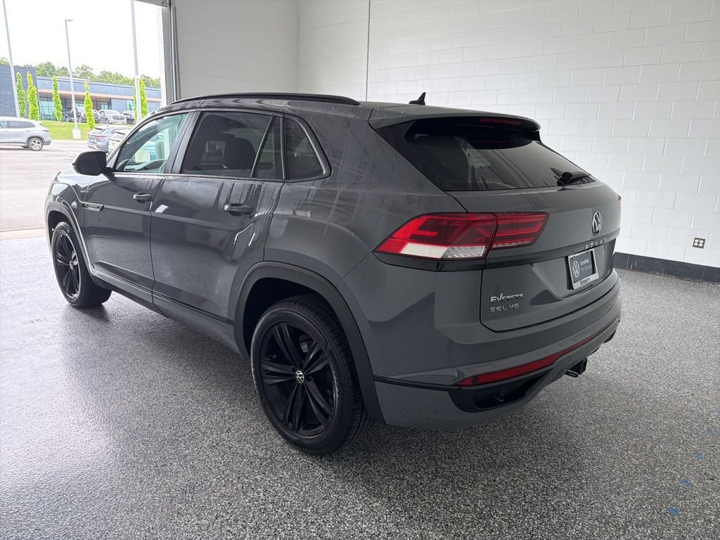 Certified 2023 Volkswagen Atlas Cross Sport SEL R-Line AWD/4WD image 3