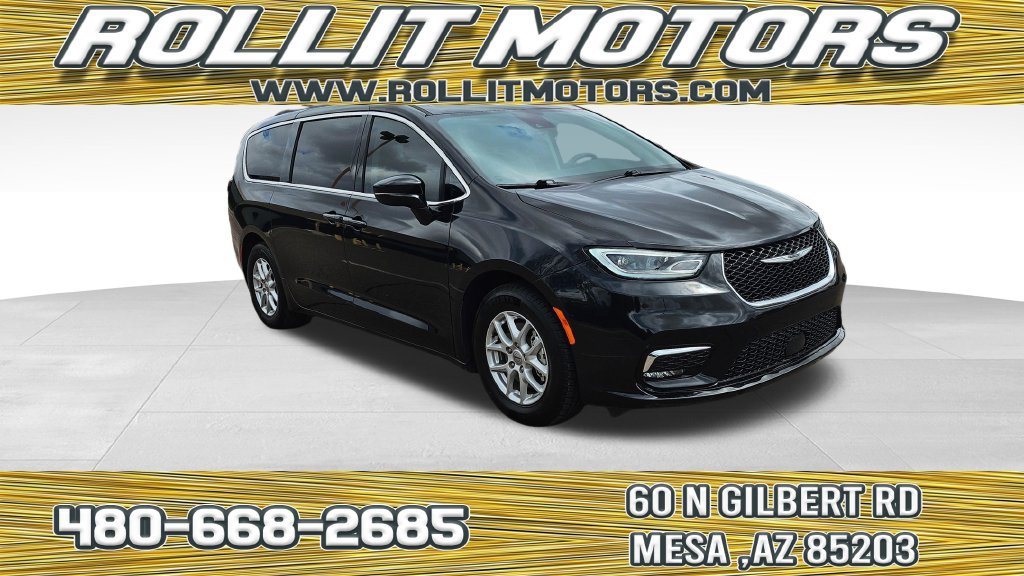 Used 2022 Chrysler Pacifica Touring-L FWD image 1