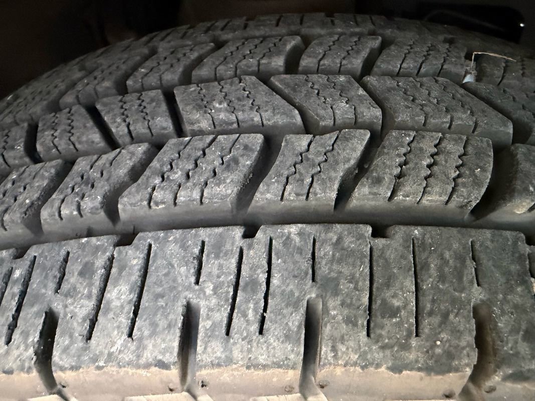 Used 2015 GMC Savana 3500 3500 image 19