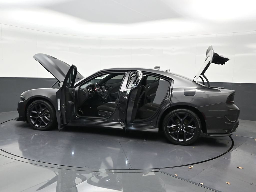 Used 2022 Dodge Charger R/T w/ Blacktop Package image 36