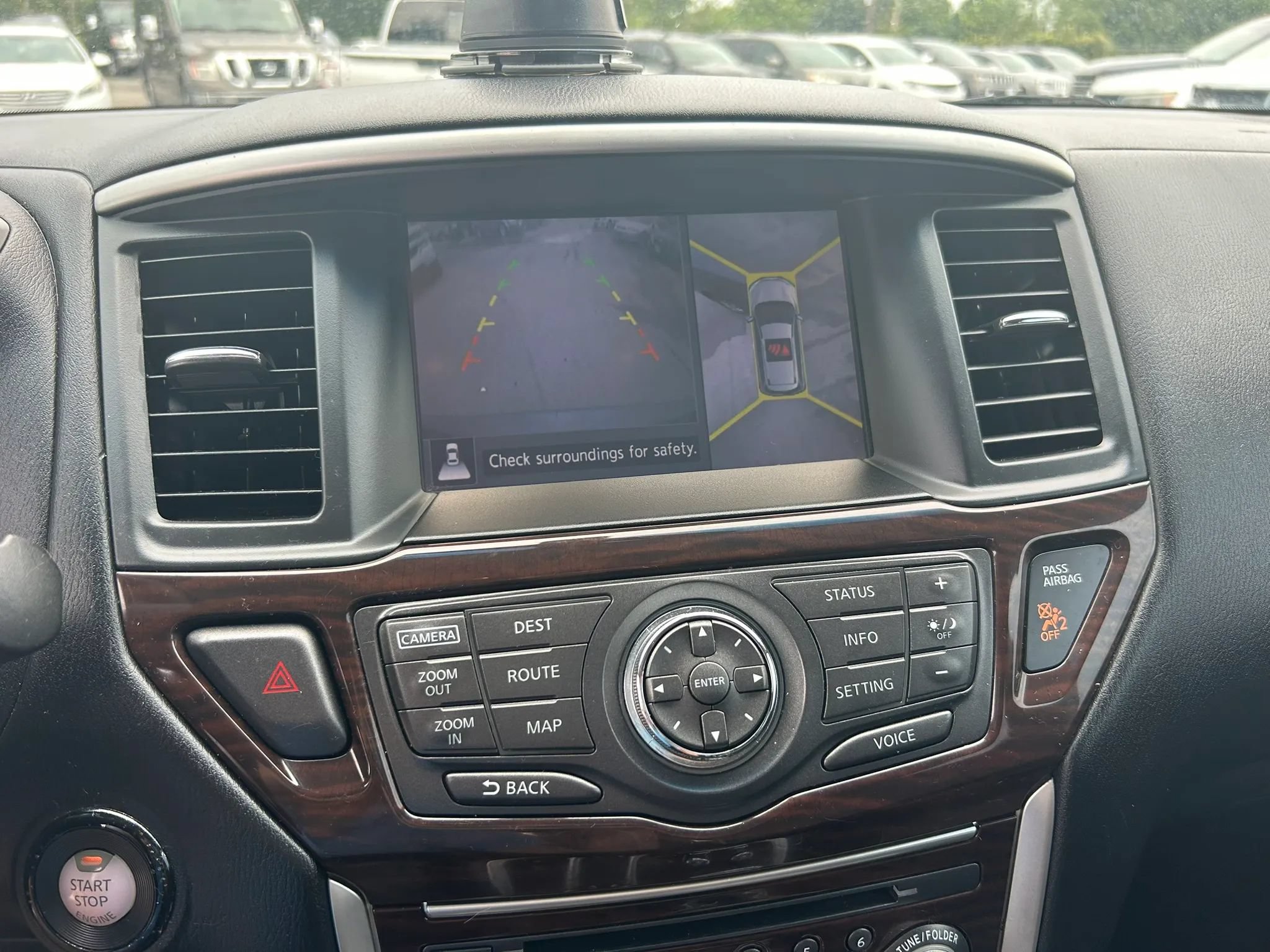 Used 2014 Nissan Pathfinder Platinum w/ Platinum Premium Package FWD image 42