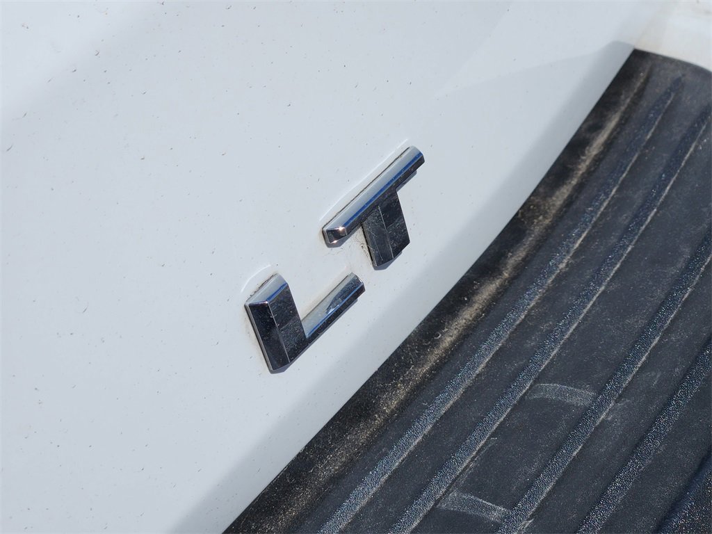 Used 2024 Chevrolet Suburban LT image 10