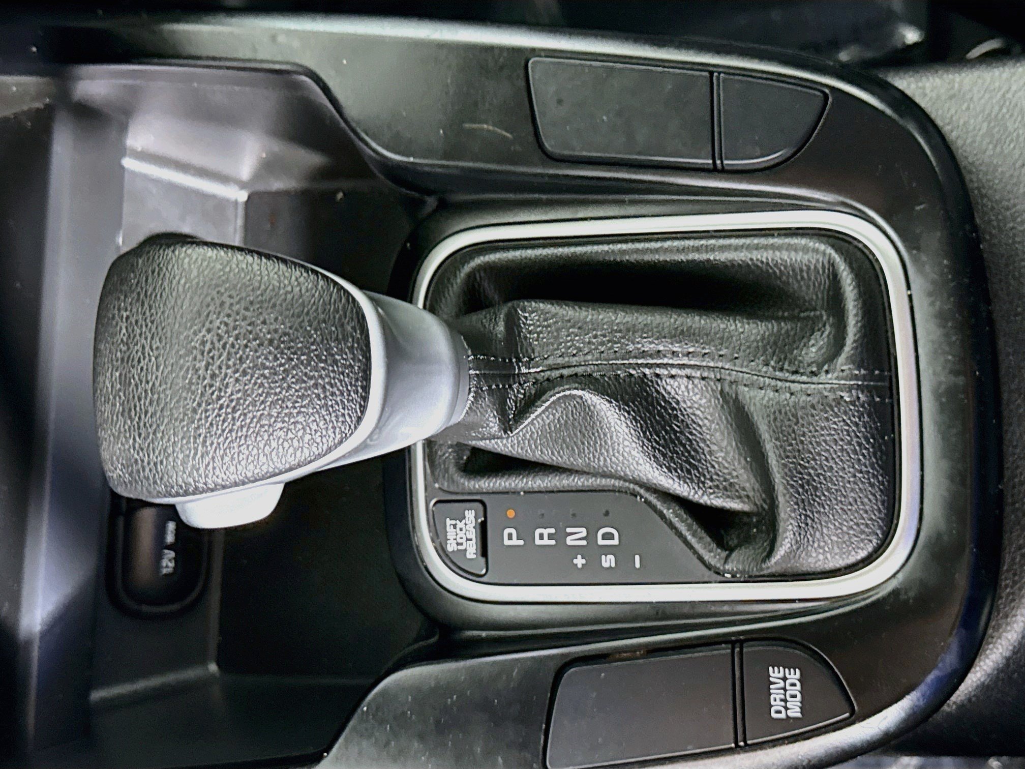 Used 2025 Kia Soul LX FWD image 20