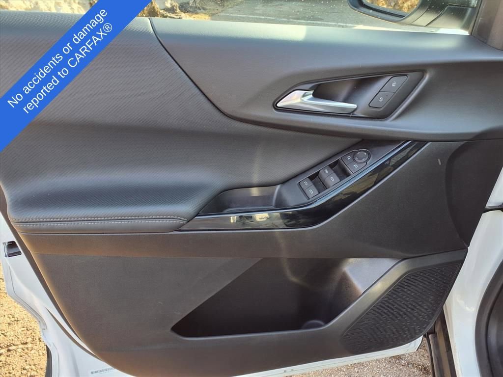 Used 2025 Chevrolet Equinox LT image 14