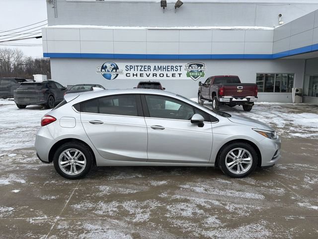 Used 2018 Chevrolet Cruze LT w/ Convenience Package image 11