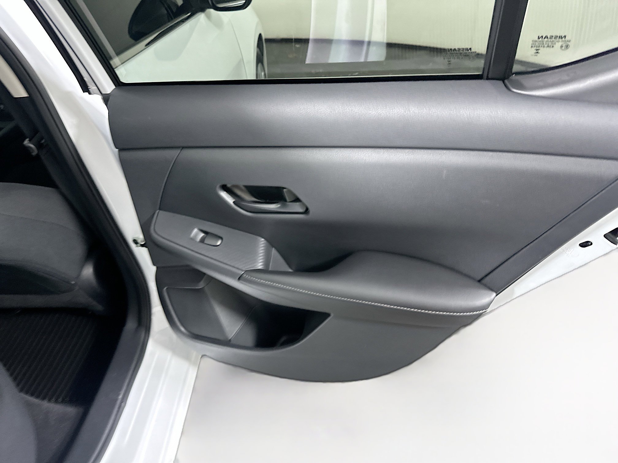 Used 2025 Nissan Sentra S FWD image 28