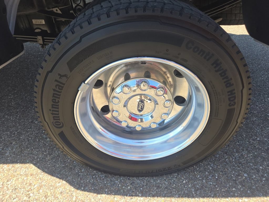Used 2023 Ford F450 XLT AWD/4WD image 43