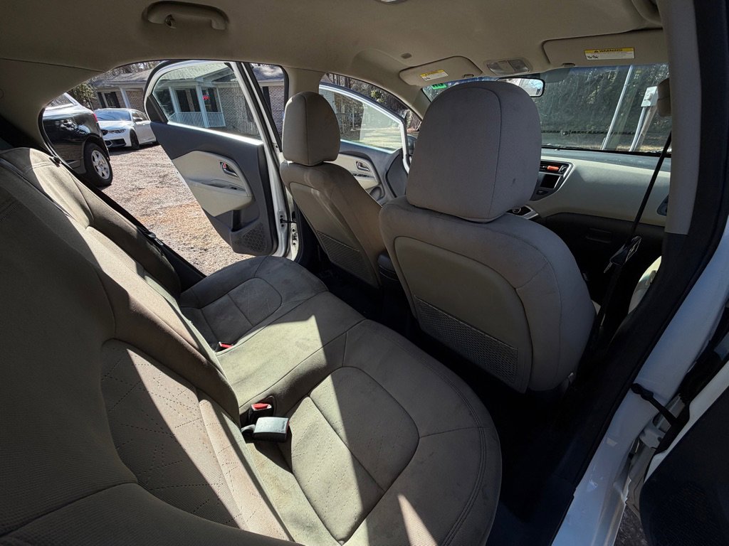Used 2014 Kia Rio EX w/ Convenience Package image 16