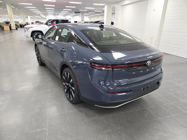 New 2026 Toyota Crown Platinum AWD/4WD image 4