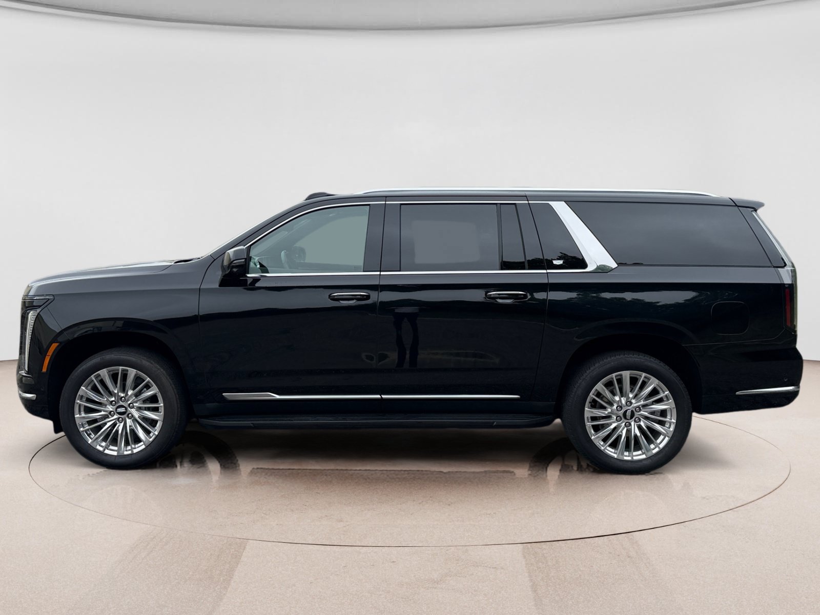 Used 2025 Cadillac Escalade ESV Premium Luxury AWD/4WD image 2