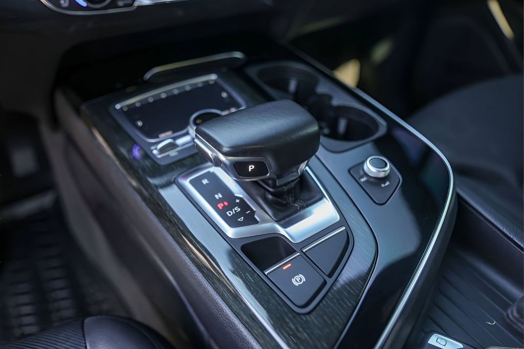 Used 2018 Audi Q7 3.0T Prestige w/ Prestige Package image 20