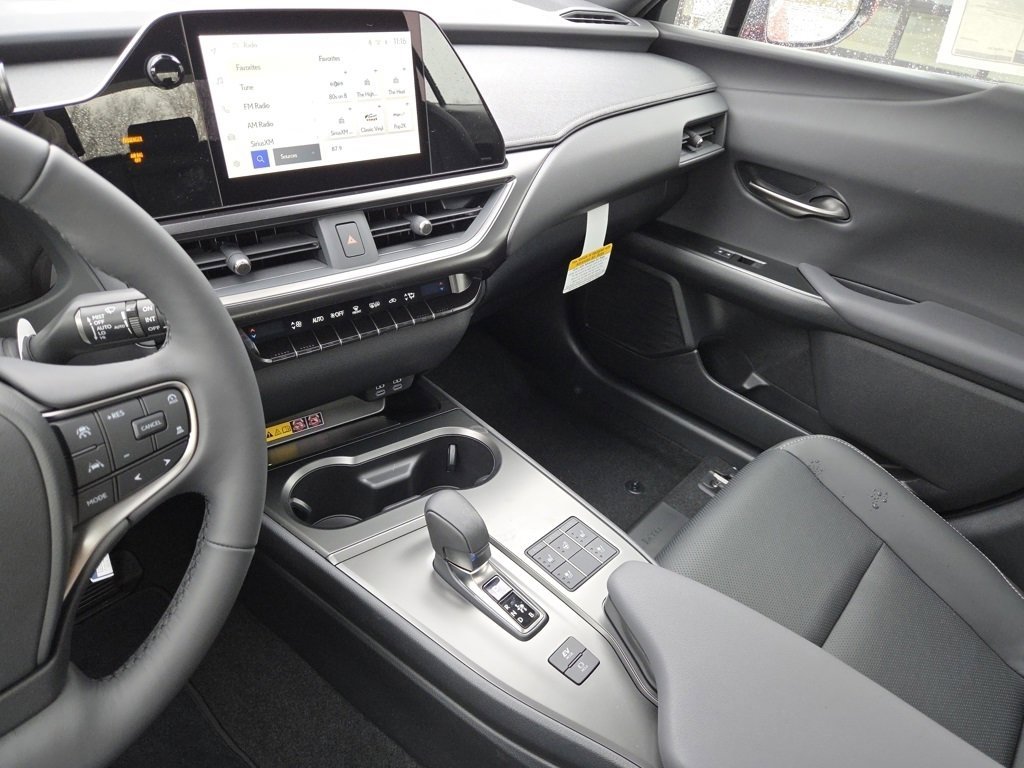 New 2025 Lexus UX 300h AWD image 39