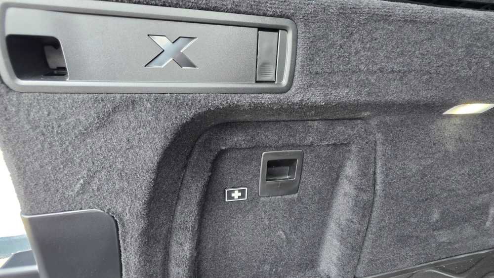 Used 2026 BMW X5 sDrive40i w/ M Sport Package image 12