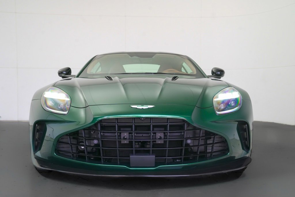 New 2026 Aston Martin V8 Vantage S image 16