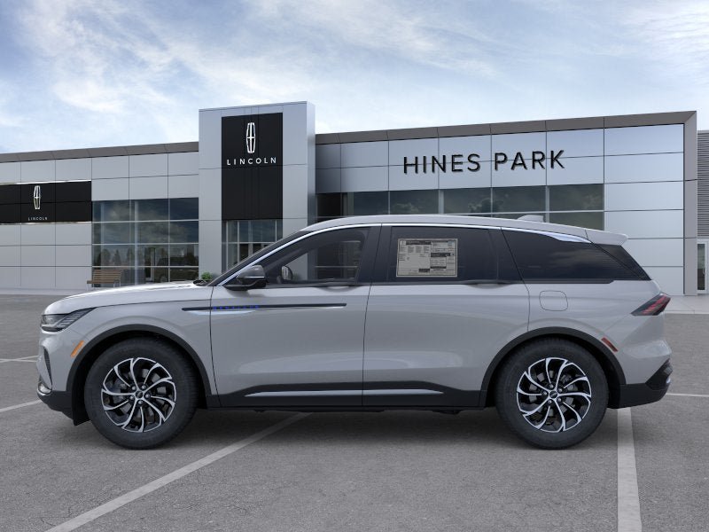New 2026 Lincoln Nautilus Premier AWD/4WD image 3