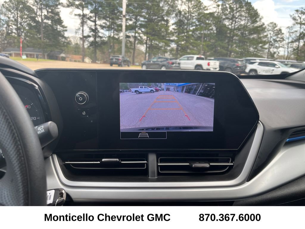 Used 2025 Chevrolet Trax LS image 22