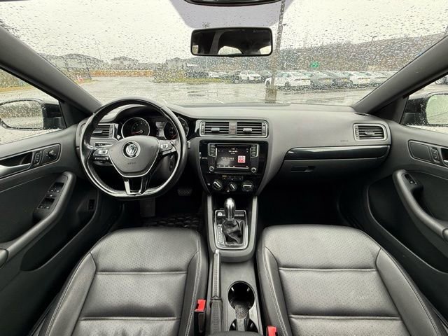 Used 2018 Volkswagen Jetta Sport image 12