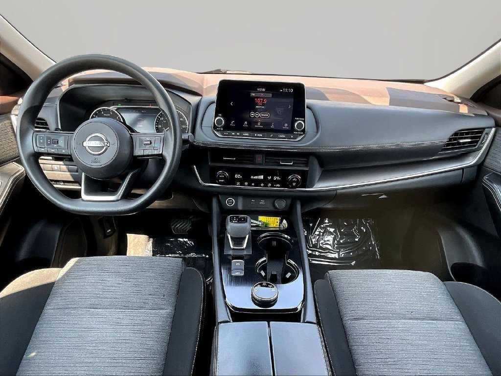 Used 2023 Nissan Rogue SV AWD/4WD image 9
