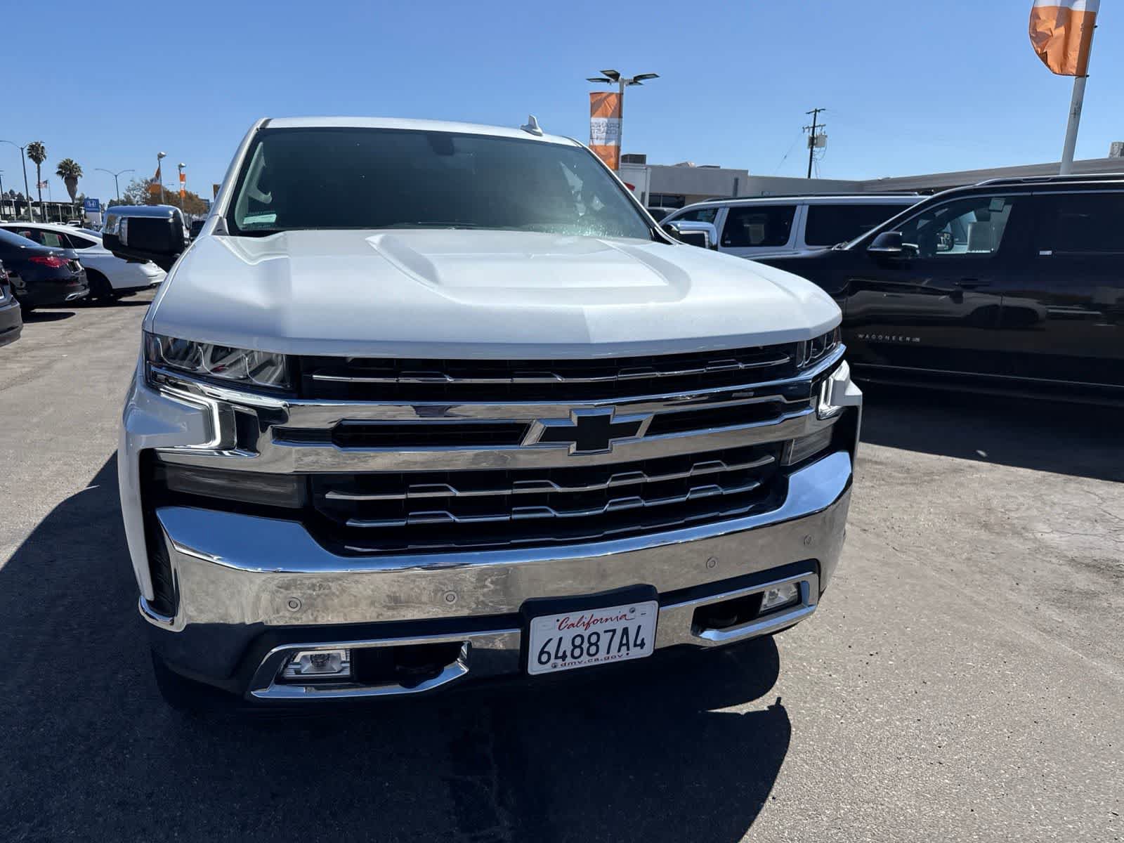 Used 2021 Chevrolet Silverado 1500 LTZ w/ LPO, Dark Essentials Package RWD image 7
