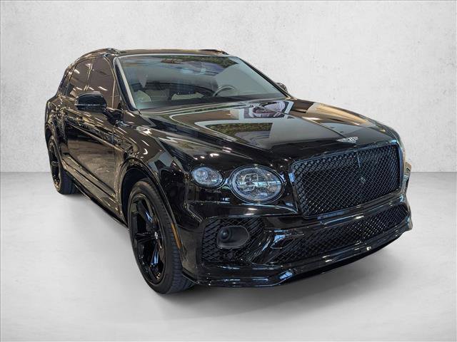 Used 2023 Bentley Bentayga image 3