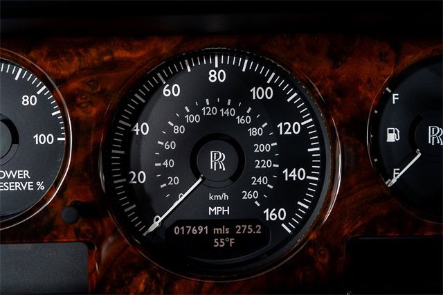 Used 2016 Rolls-Royce Phantom Sedan image 46