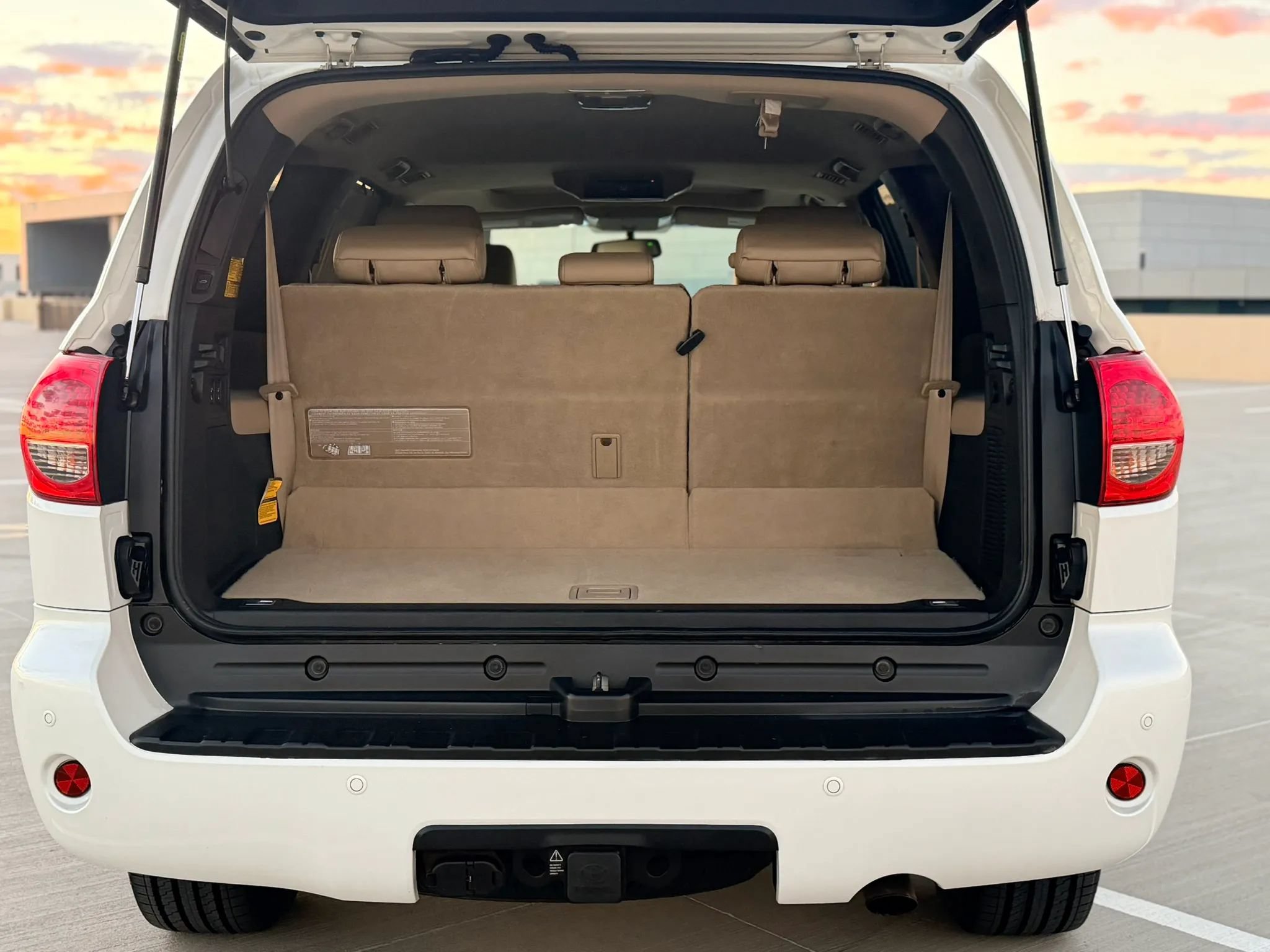 Used 2013 Toyota Sequoia Platinum AWD/4WD image 8