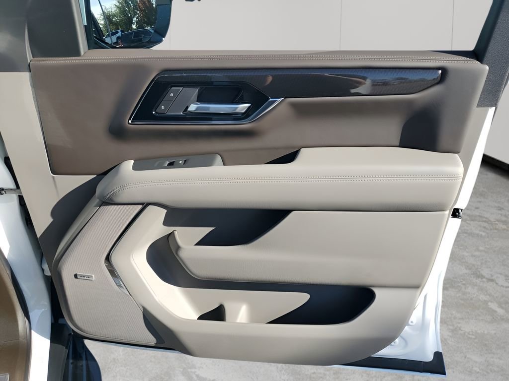 New 2026 GMC Yukon XL Elevation w/ LPO, Floor Liner Package image 13