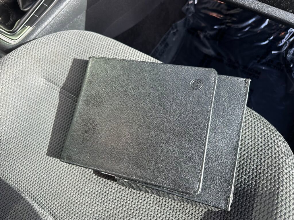 Used 2015 Volkswagen Golf Launch Edition image 11