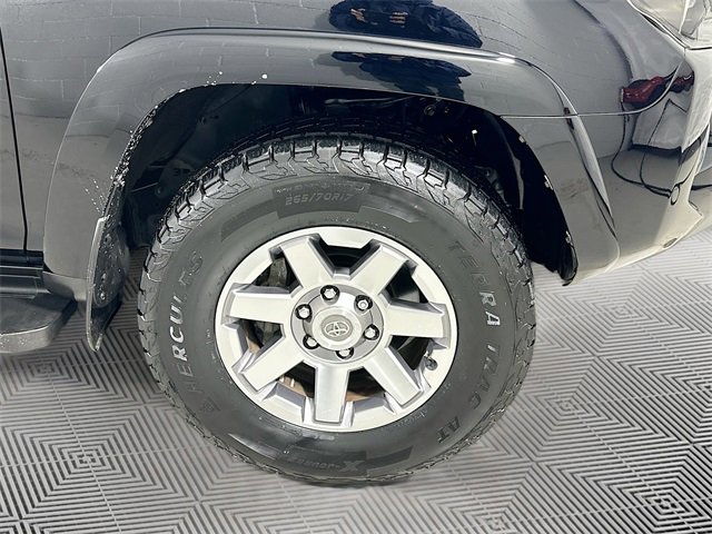 Used 2014 Toyota 4Runner Trail image 17