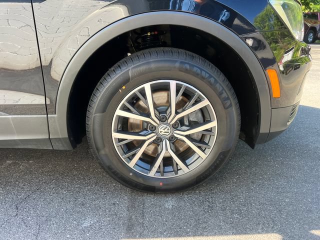 Used 2019 Volkswagen Tiguan SE w/ Panoramic Sunroof Package AWD/4WD image 28