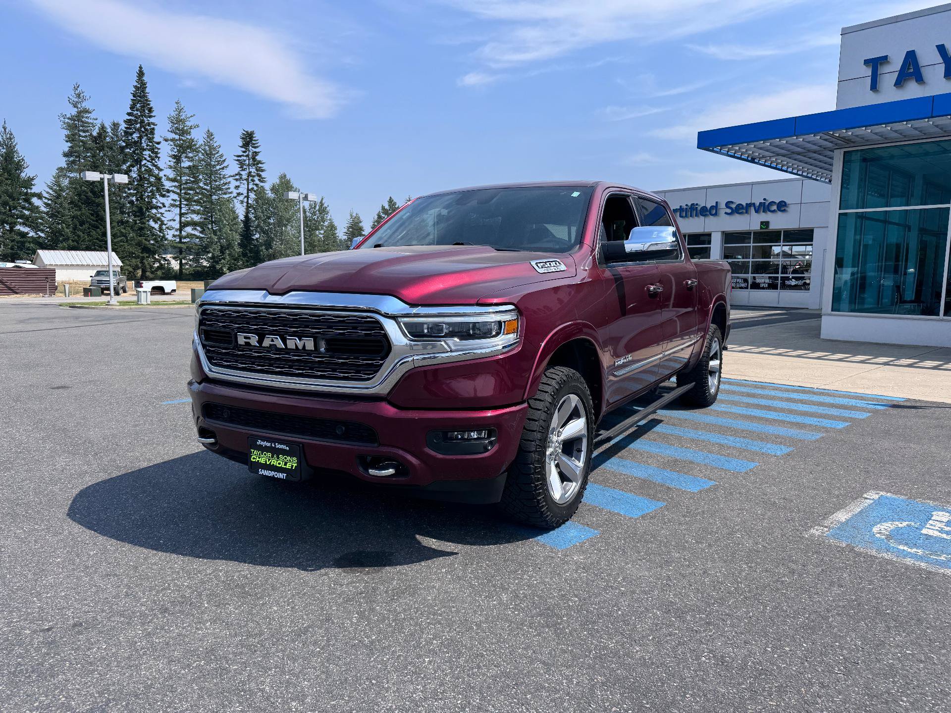 Used 2019 RAM 1500 Limited AWD/4WD image 3