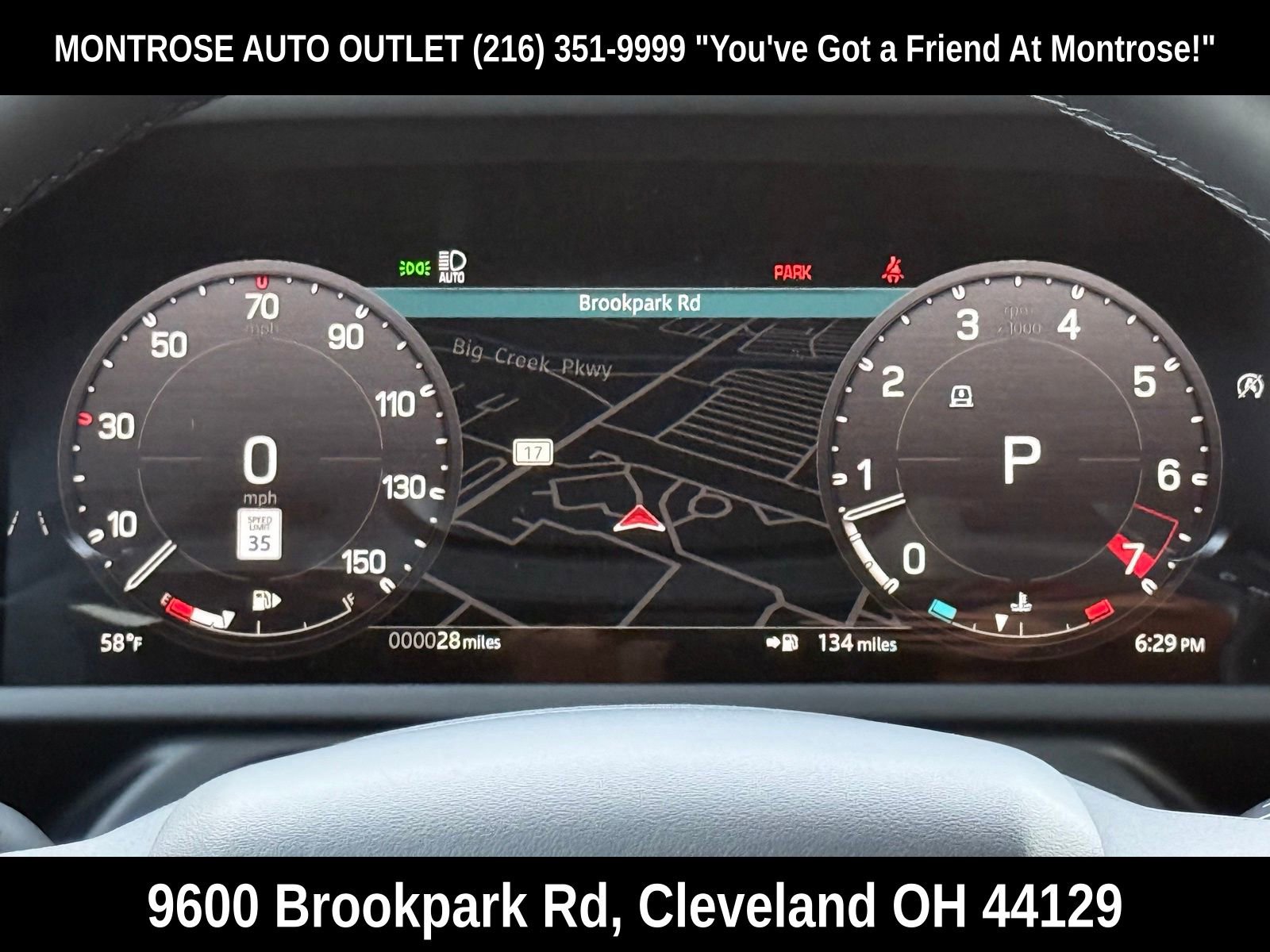 New 2026 Land Rover Defender 110 S image 31