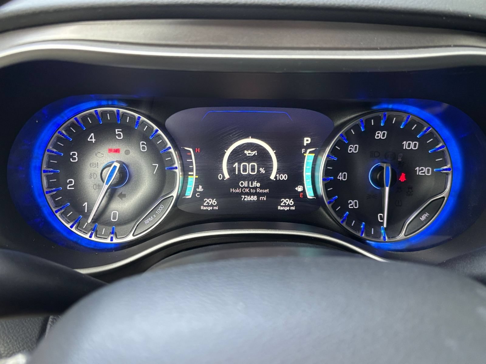 Used 2022 Chrysler Pacifica Touring-L FWD image 42
