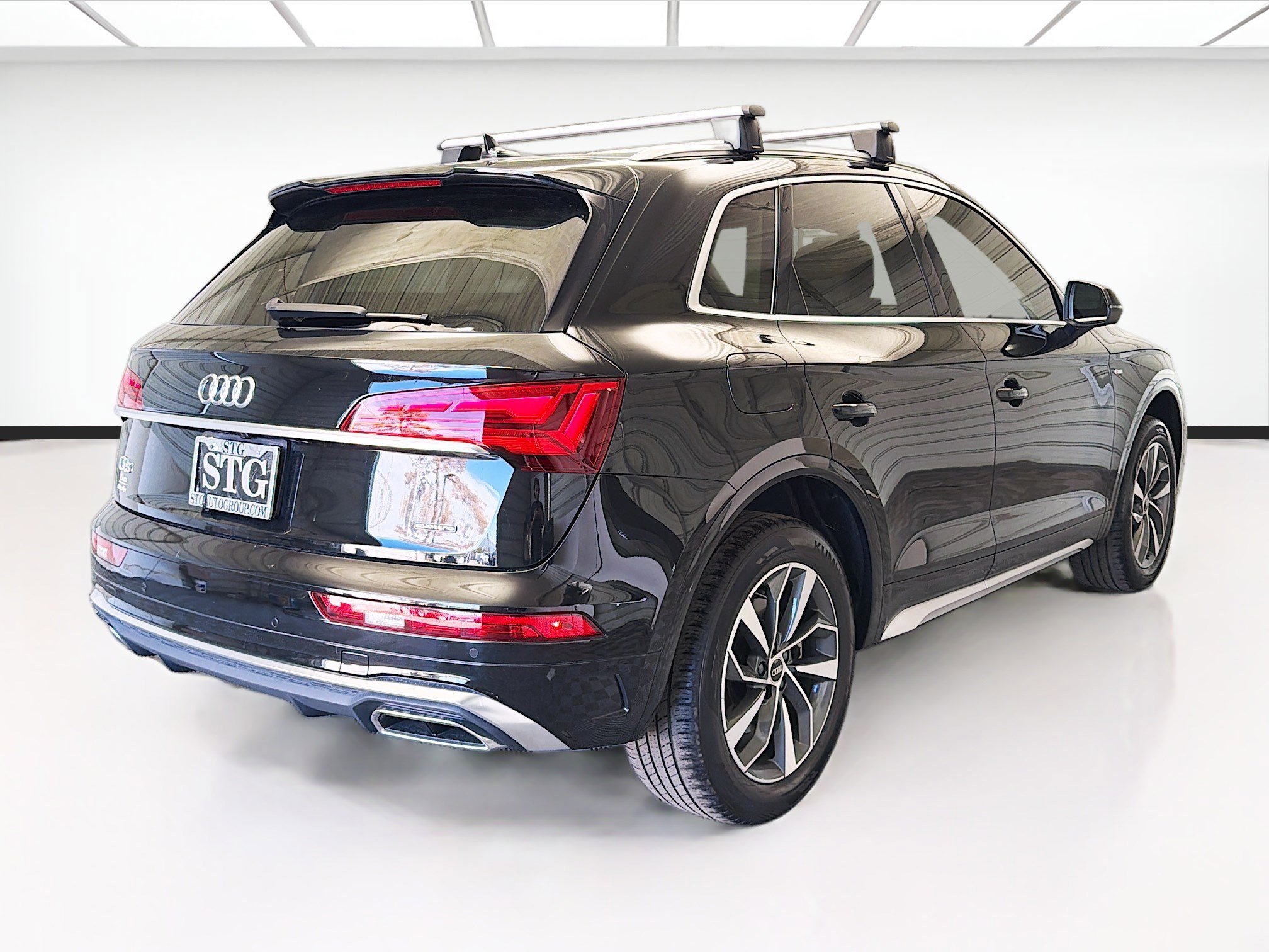 Used 2023 Audi Q5 2.0T Premium AWD/4WD image 4