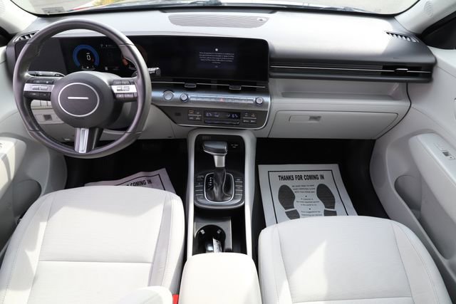 Used 2025 Hyundai Kona SEL image 21