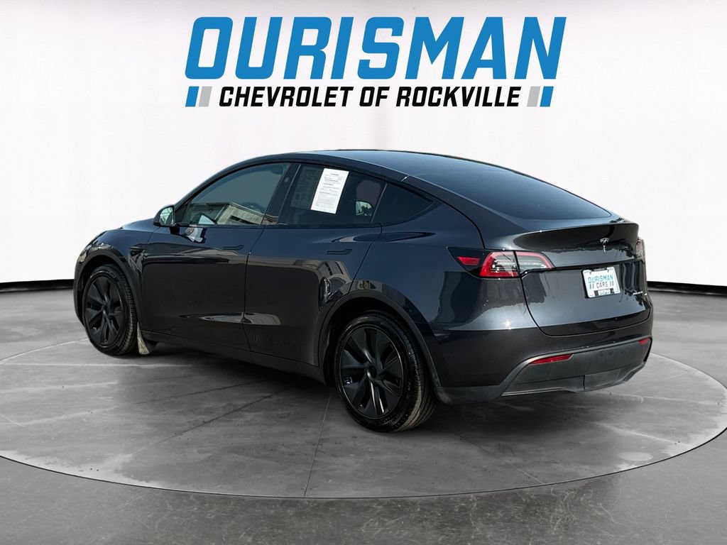 Used 2024 Tesla Model Y Long Range AWD/4WD image 4