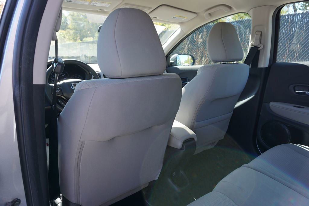 Used 2020 Honda HR-V LX image 47